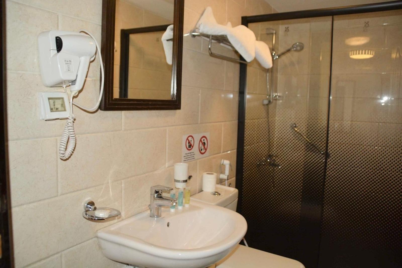 Olive Hotel Амман Экстерьер фото