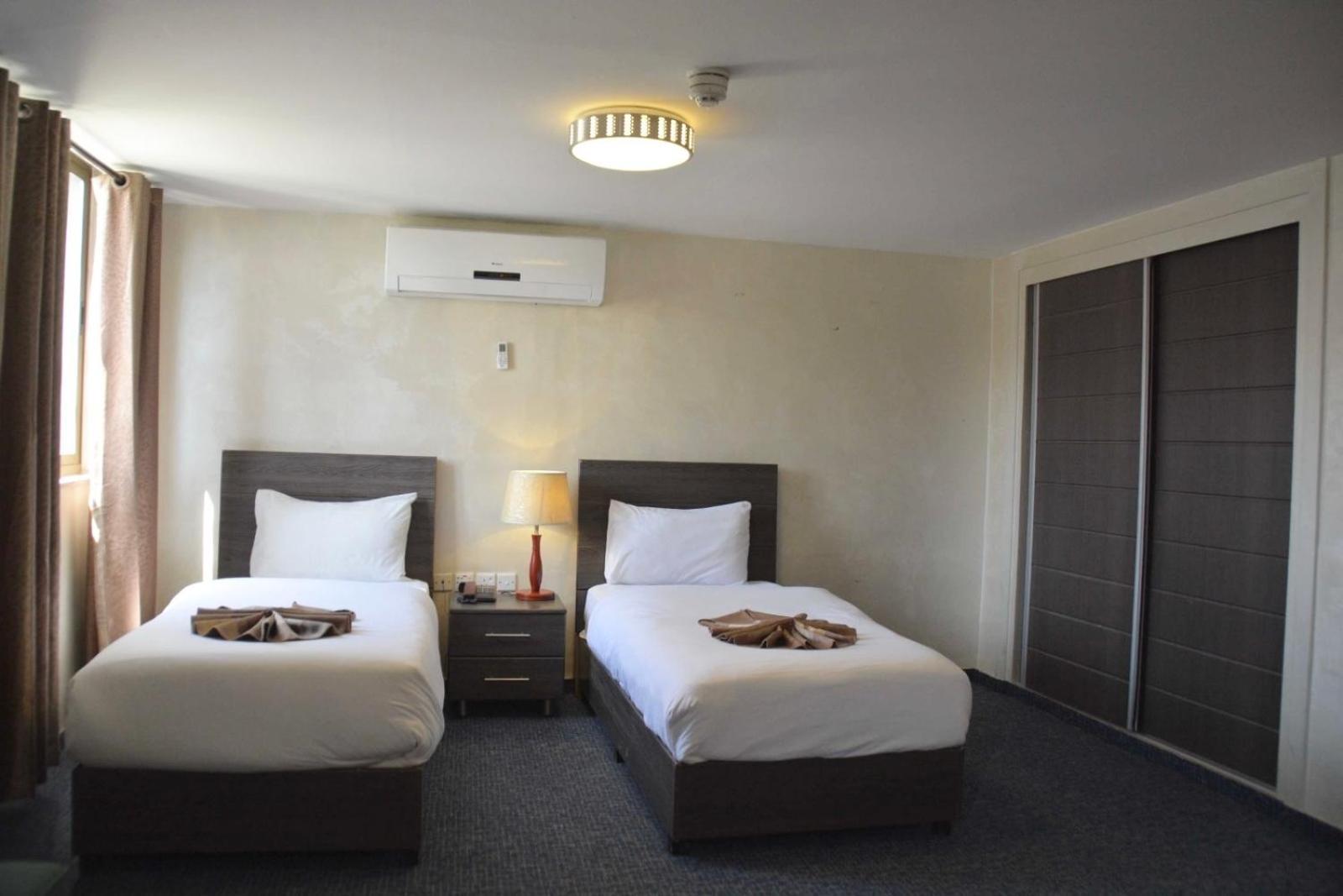 Olive Hotel Амман Экстерьер фото