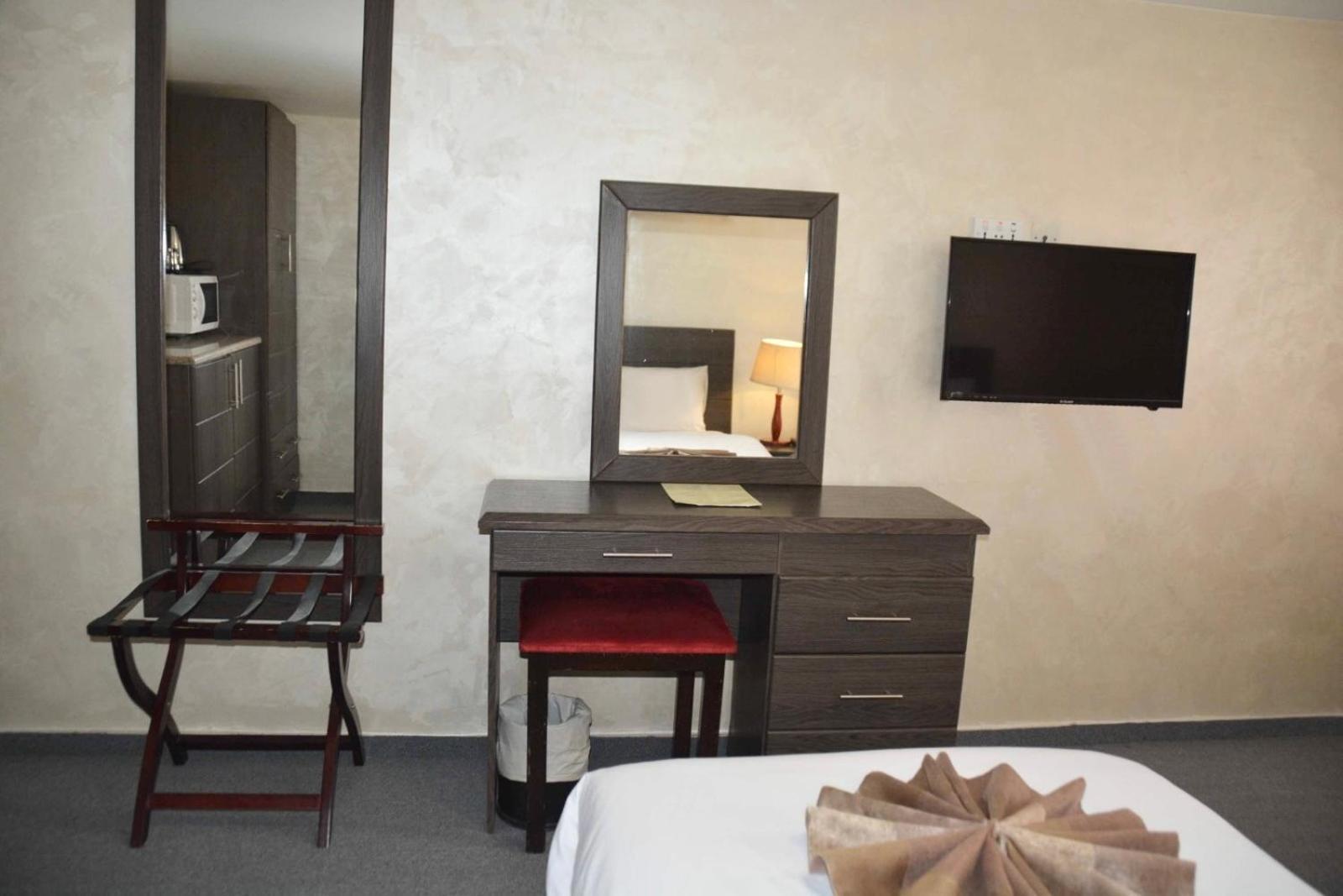 Olive Hotel Амман Экстерьер фото