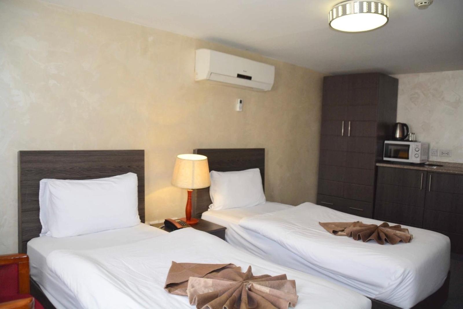 Olive Hotel Амман Экстерьер фото