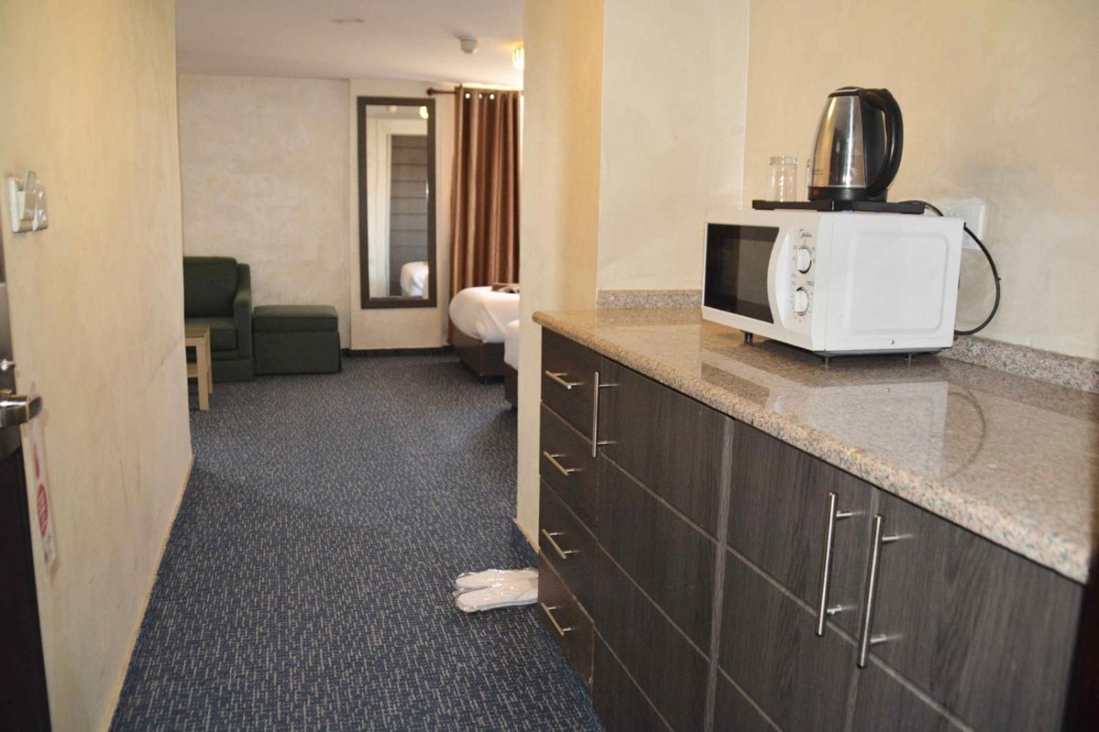 Olive Hotel Амман Экстерьер фото